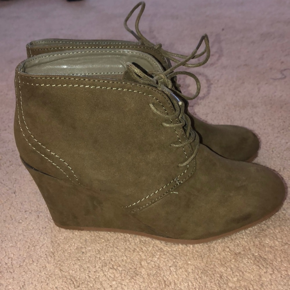 Army green wedged booties